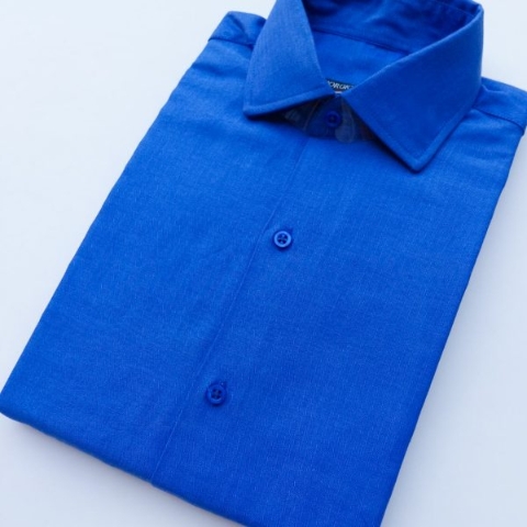 Shops camisa color azul electrico